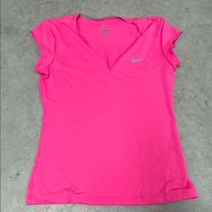 Nike Pink Fitted Atheltic Short Sleeve Top - NWOT - Size Medium Dri Fit Stretch